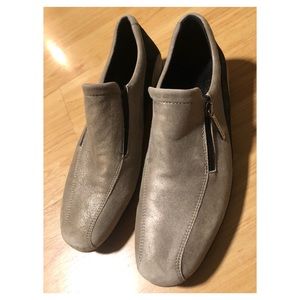 Donald Pliner Loafers